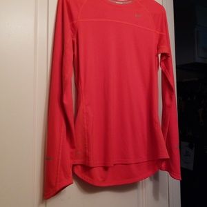 Nike running top